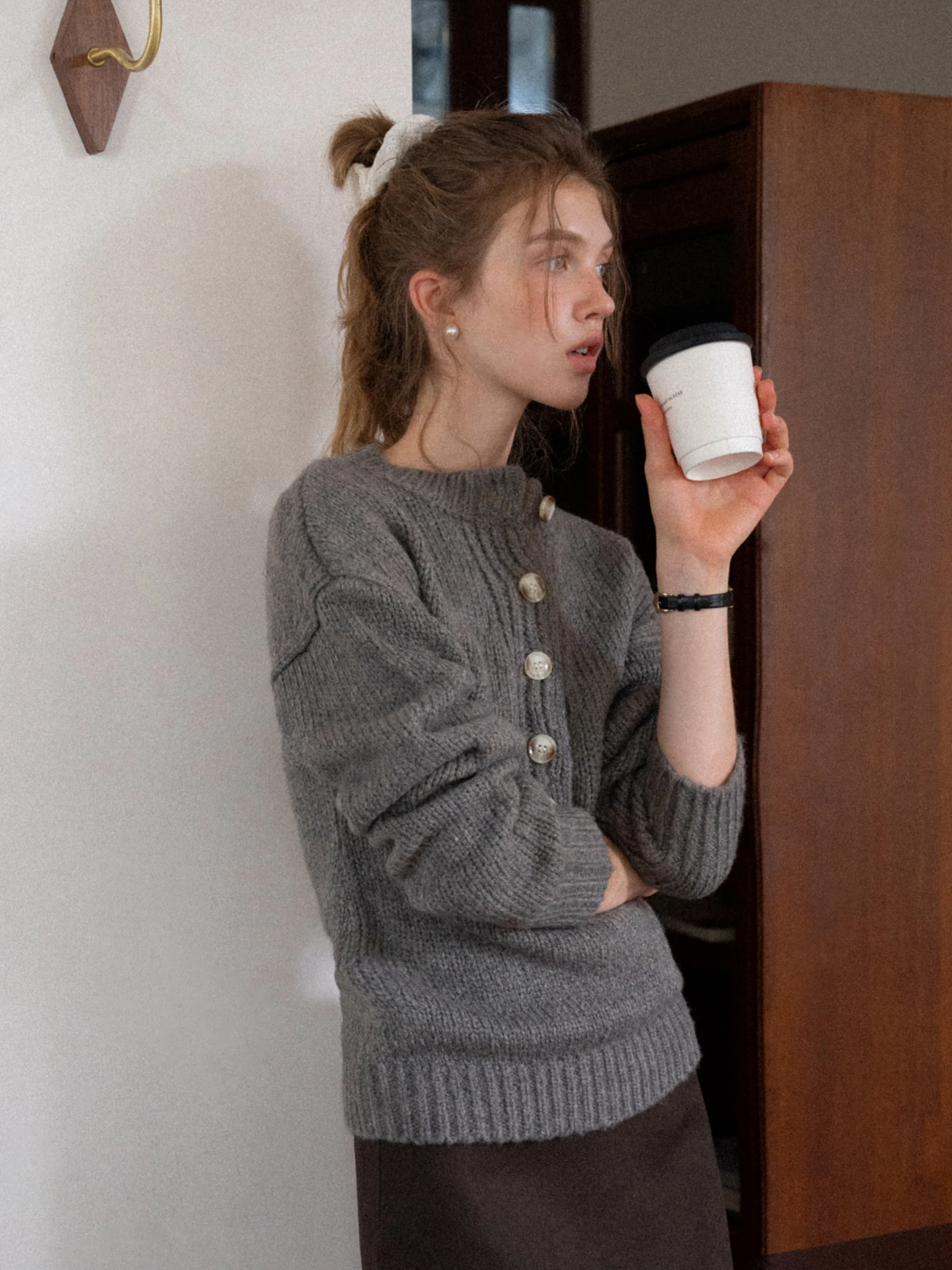 

Thiened ey round Ne Knitted Sweater EGGKA Button Design Casual Leisure Sle Women's Faion Warm Long Sve Top