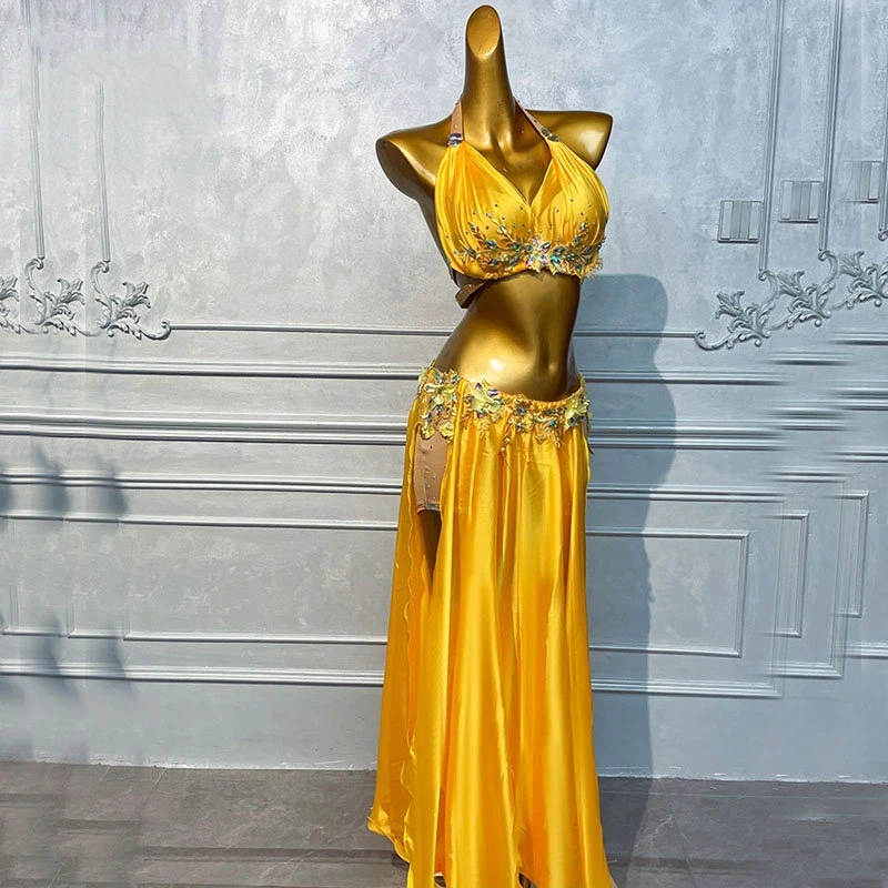 2025 Summer New Belly Dance Set Table Performance Clothing Women's Diamond Set Bra Long Skirt Stage Performance Clothing