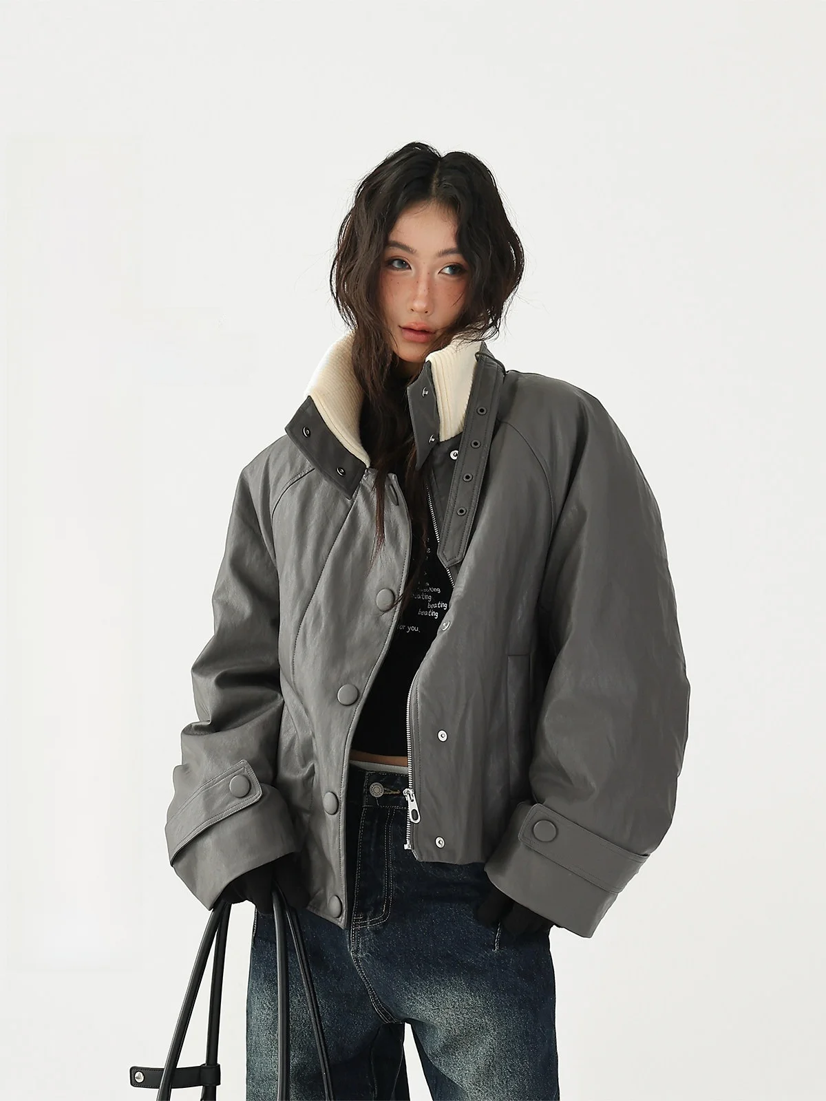 

AceStudios American Retro Cool 90 White Du down Leather Jaet Warm Loose Stand Collar Motorcycle Coat Women's Faion