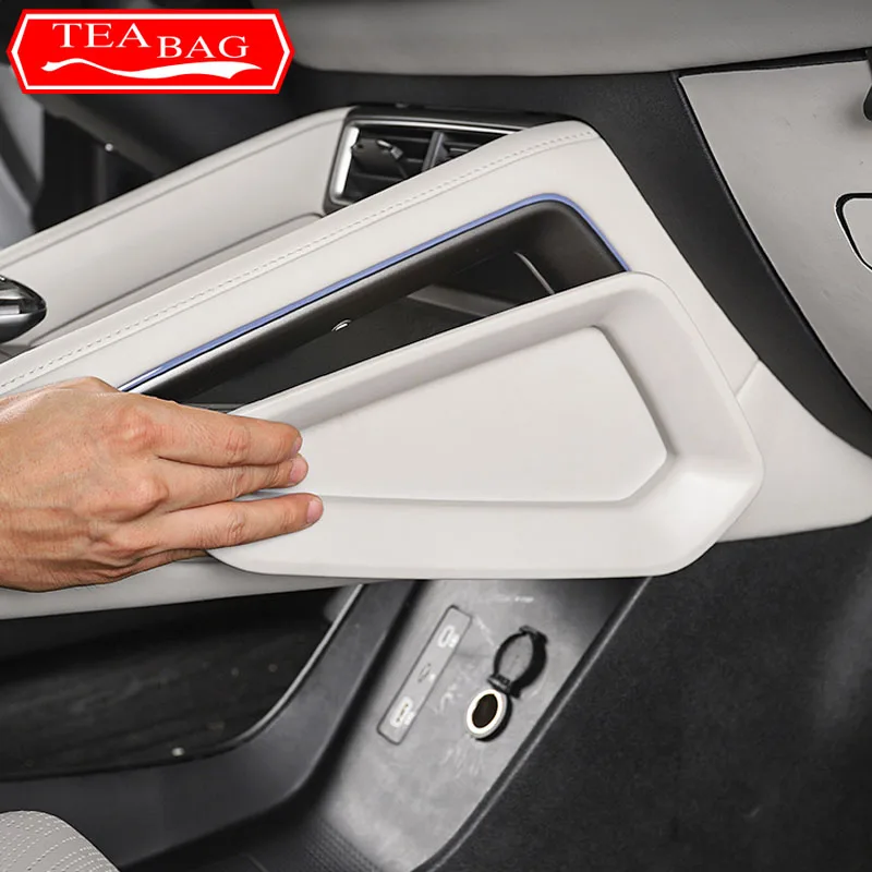 

Для BYD Yuan Pro Yuan UP EV 2024, автомобильная беспроводная зарядка, герметичная с обеих сторон, предотвращающая падение телефонов, аксессуары