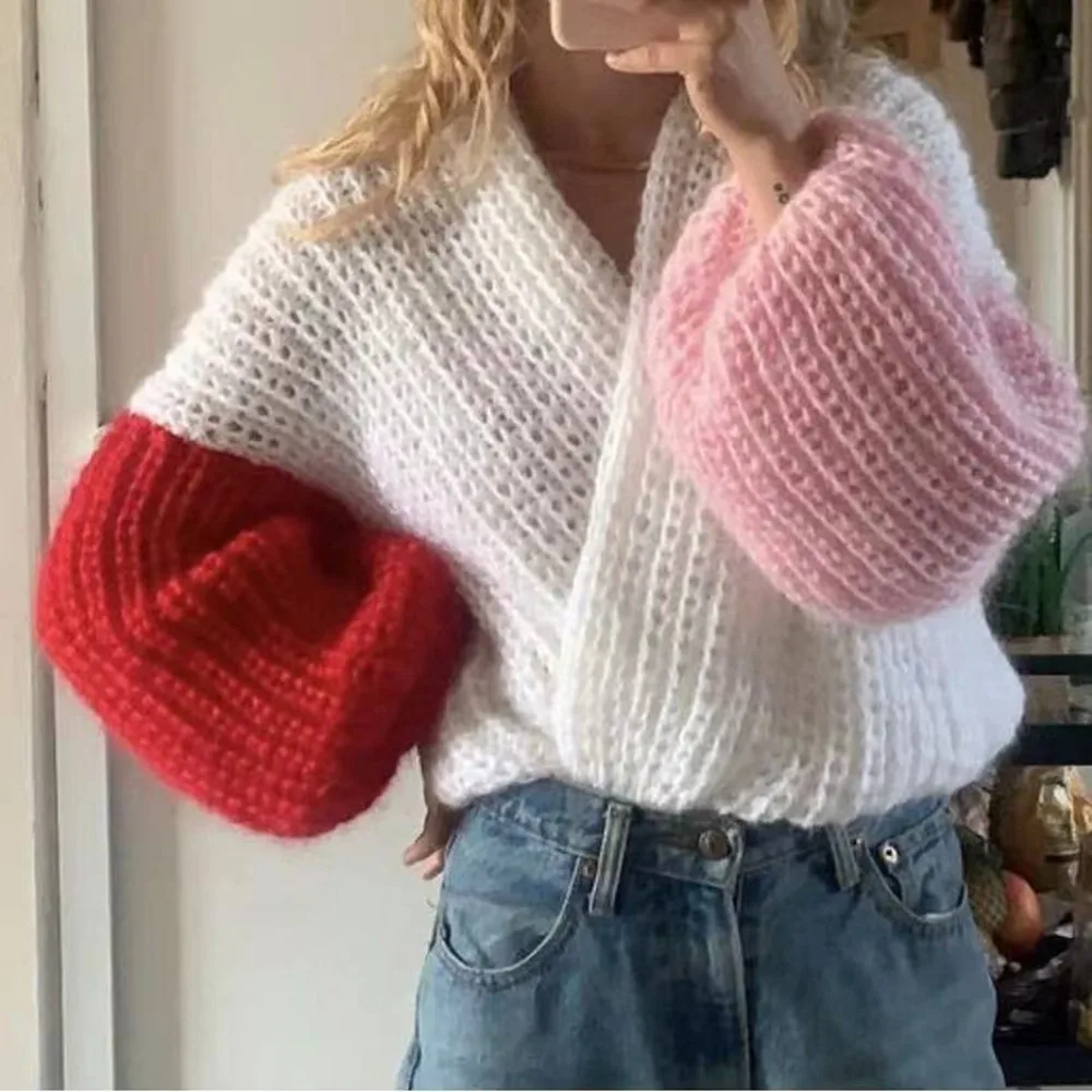 

Autumn fashion color blocking patchwork sleeves small fresh hollow out long sleeved cardigan, versatile mohair sweater knitted