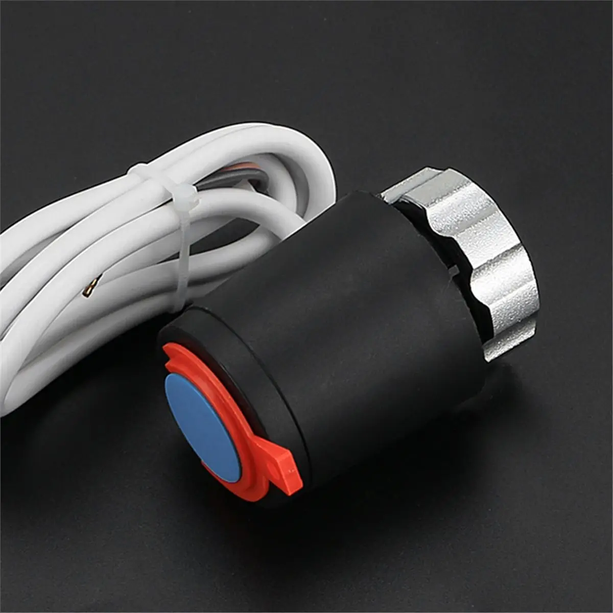 652F Intelligent Thermostat Actuator ABS Electric Actuator Heating Device for Enhances Comfort in Home Heating Systems