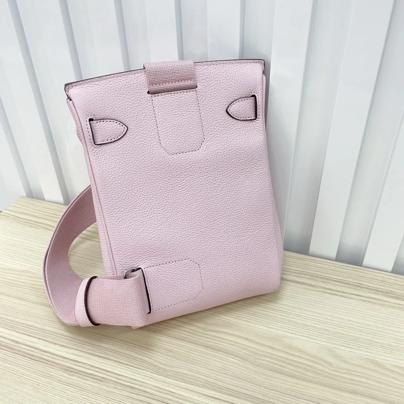 Hochwertige 2026 Neue Unisex Brusttasche aus Erstklassigem Rindsleder, Schultertasche mit Großer Kapazität, Lässig und Vielseitig