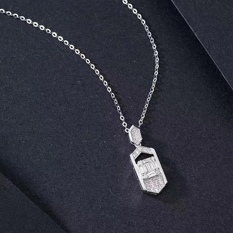 

T diamond sugar cube pendant 18k gold natural diamond necklace 0.13 carat diamond inlay pendant necklace wholesale