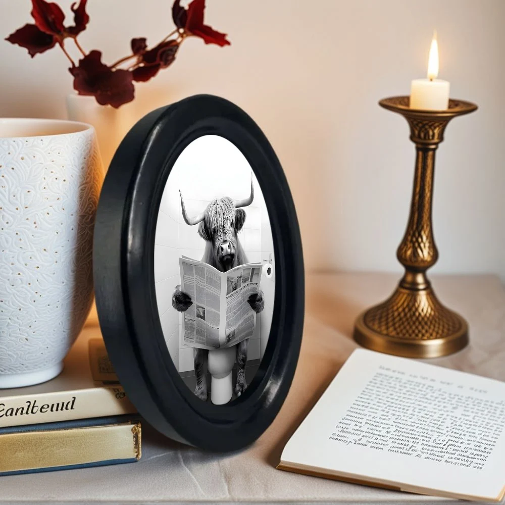 1 Piece of Vintage Halloween Decoration: a Cow Sitting on the Toilet Reading a Newspaper - Handmade Oval Wooden Wall Art (5.25* 4.16inch), Oval Decoration, Halloween, Christmas, Thanksgiving Victorian Room Dark Decoration