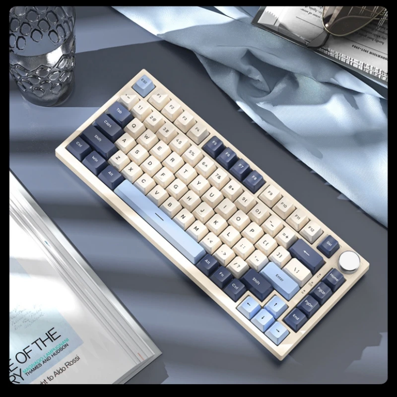Imagem -01 - Teclado Mecânico Personalizado com Interruptor Magnético Rgb K85 82 Teclas 75 Layout Espanhol Russo Coreano Árabe Jogo teclado mecanico personalizado com interruptor magnetico rgb k85 82 teclas 75 layout espanhol russo coreano arabe jogo 01