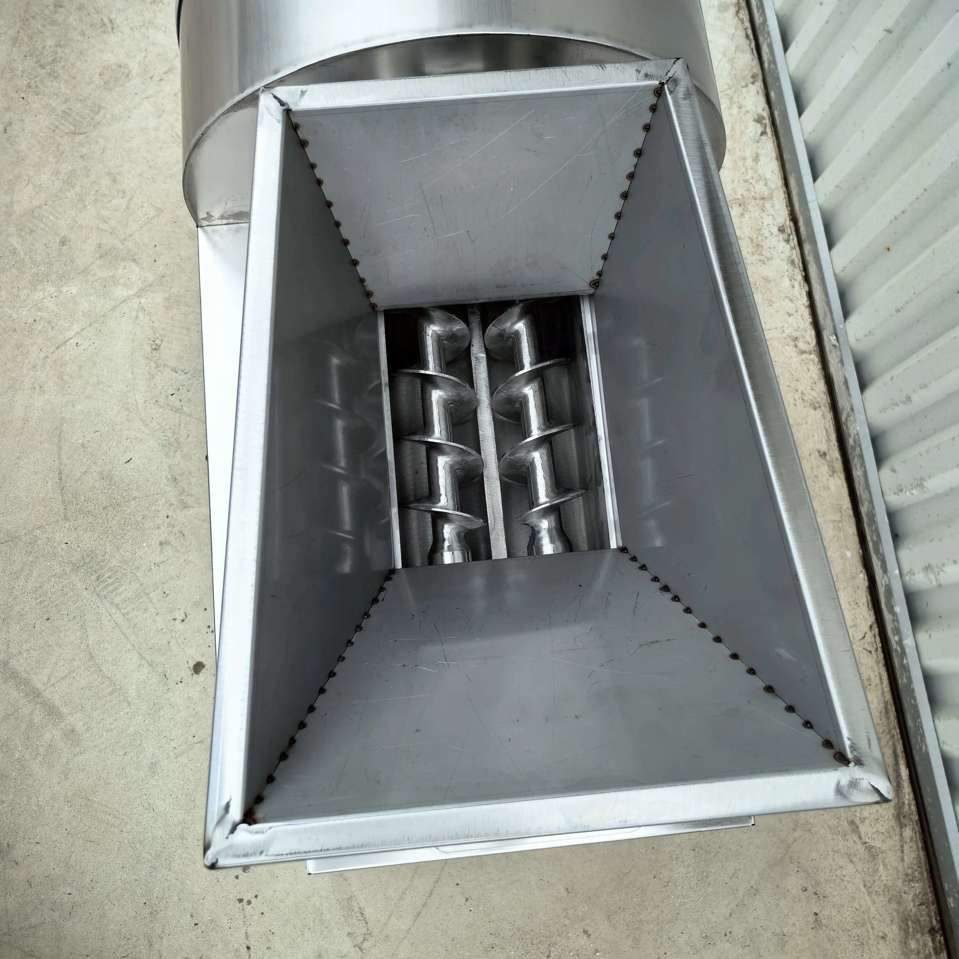 

Новая автоматическая машина для нарезки теста, формирования пельменей, раскатки лапши, деления теста на круглые лепешки и для начинки из таро