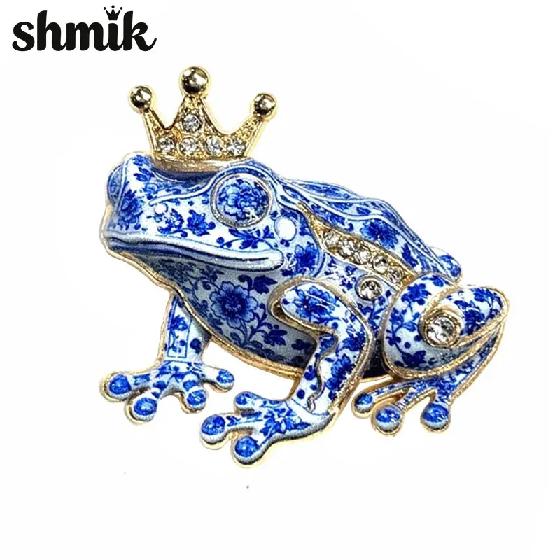 Chinoiserie Blue Floral Frog Prince Brooch Pin, Enamel Crystal Crown Frog Lapel Badge, Chinese Style Jewelry Gift for Ladies