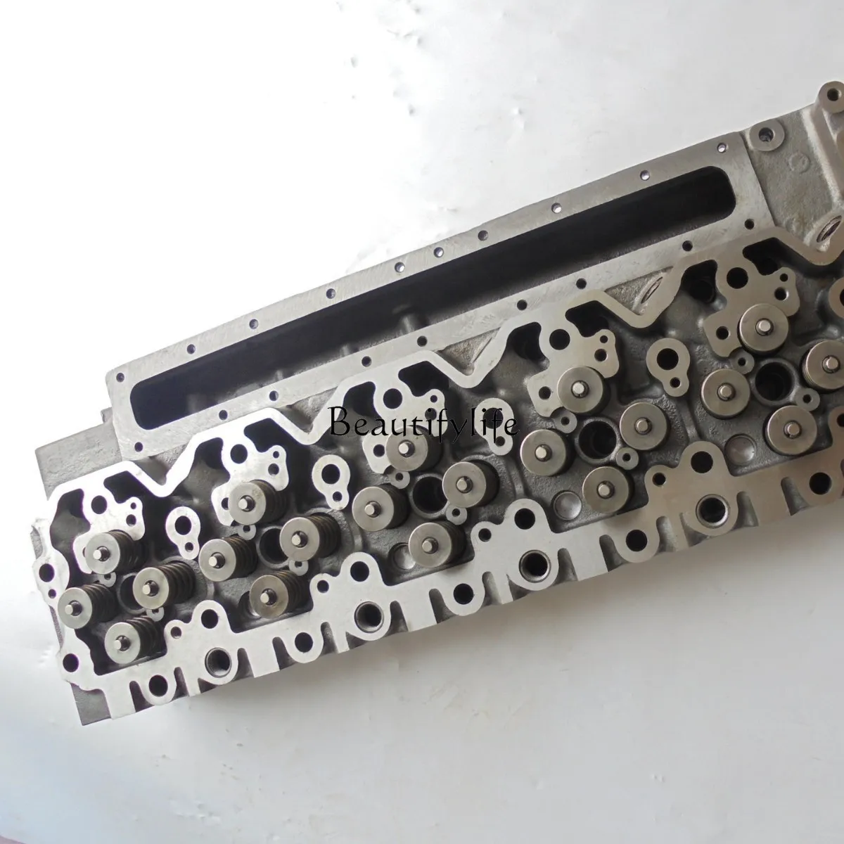 

4942136 Cylinder head ISLE cylinder engine parts, cylinder head assembly
