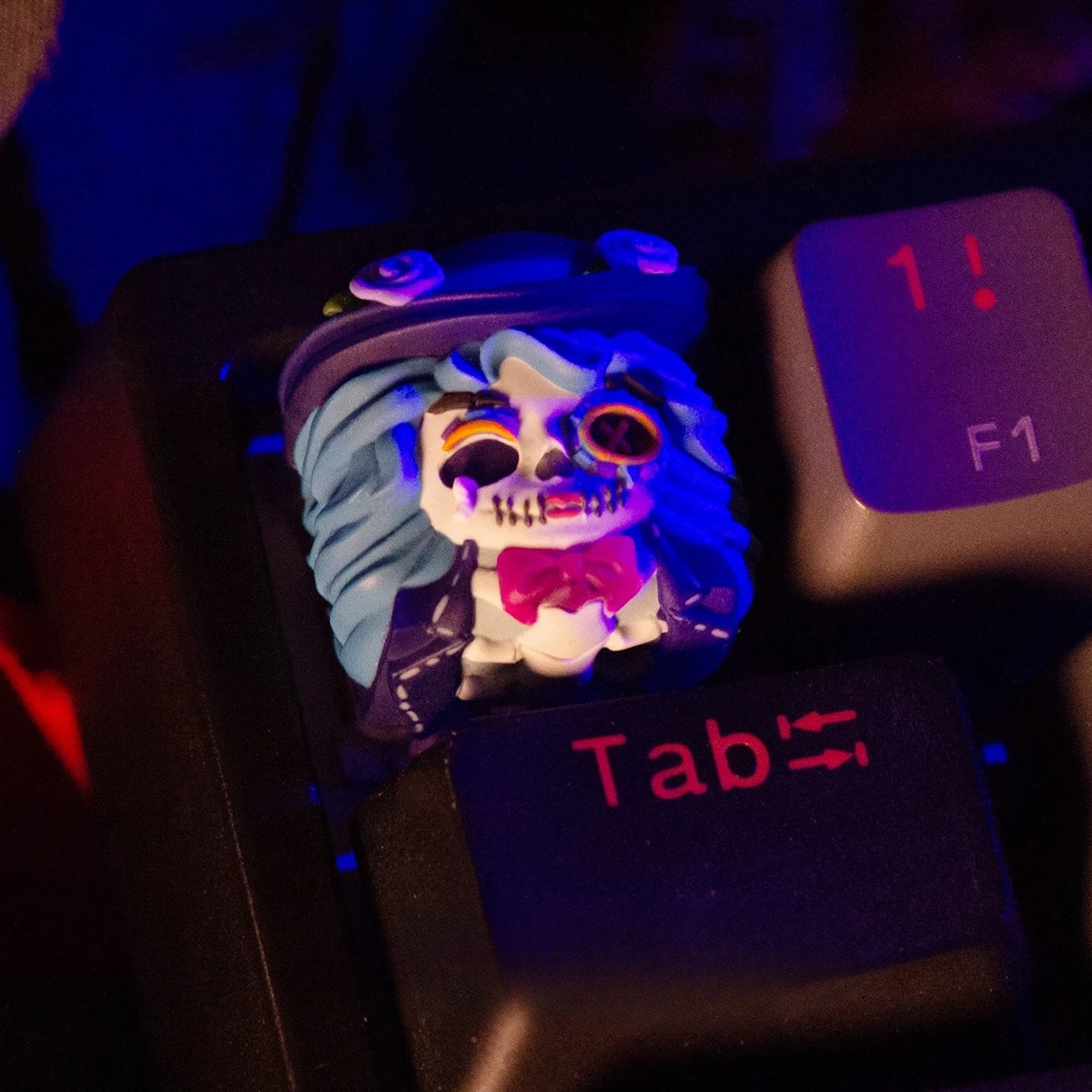 

Original Zombie Groom/Zombie Bride Halloween Series Keycaps Custom Resin DIY ESC Keycaps for Mechanical Keyboard Ornaments