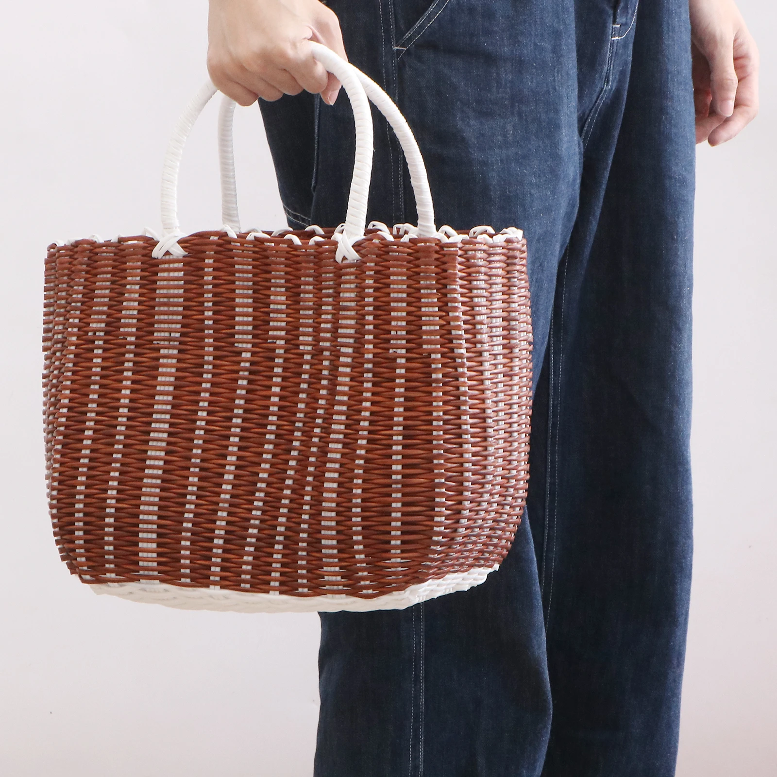 

Plastic Storage Basket Handwoven Portable Retro Shopping Vegetable Bathroom Toiletries ganizer Weaving Baskets
