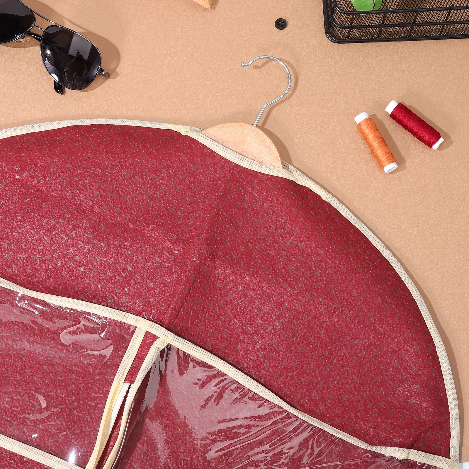 

Dust Cover For Clothes Water Resistant Suit Storage Bag Self-Correcting Zipper Transparent Window Garment Organizer Size M