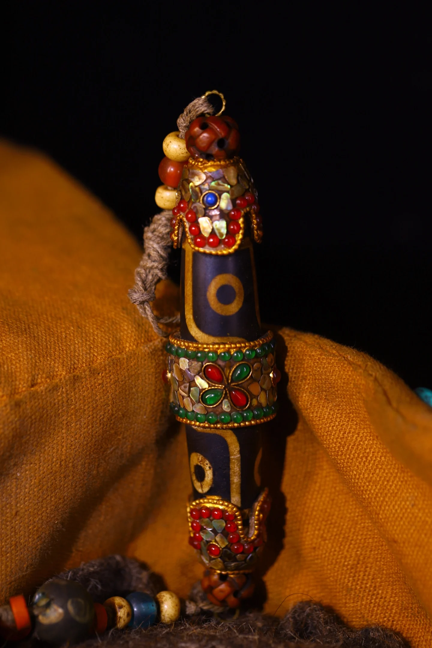 Xizang Folk Collect…