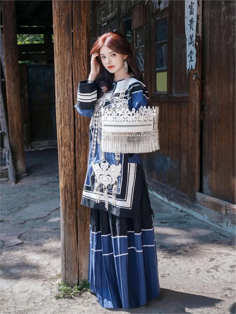 

Cotton and linen embroidered clothing exotic costumes travel photography ancient-style dancing suits