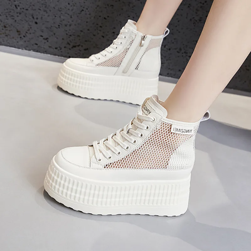 

2024 New Summer Thick Sole Increased Hollow-out Breathable Mesh High-Top Muffin Sports Casual White Shoes for Women