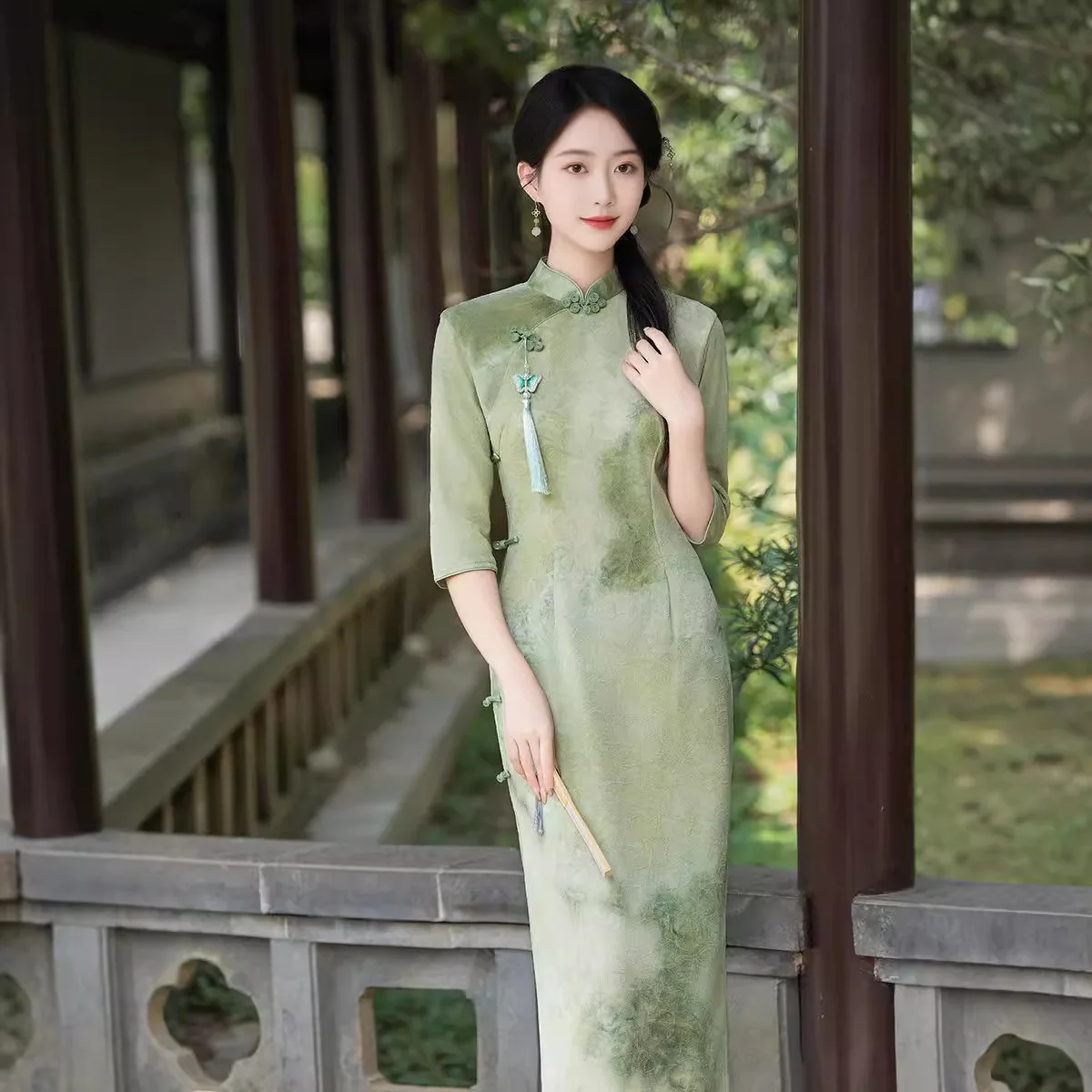 

Осень 2021, новый стиль, улучшенный темперамент, Cheongsam с принтом тай-дай, повседневный модный для похудения, новый китайский Cheongsam для молодых