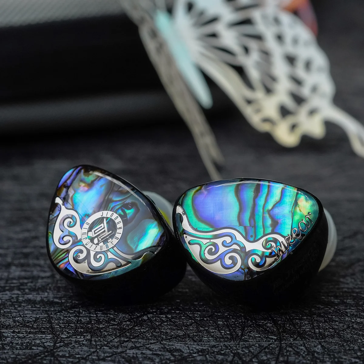 

JUZEAR Butterfly 61T In-ear Earphone 1DD+6BA 3D Printed Shell Driver Hybrid Earbud with Detachable 0.78mm 2Pin 3.5/4.4mm Plug