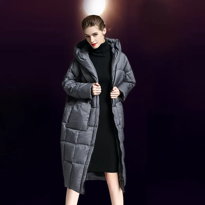 Piumino d'anatra invernale da donna 2023 abbigliamento caldo abbigliamento imbottito leggero femminile capispalla con imbottitura lunga cappotti di lusso da donna