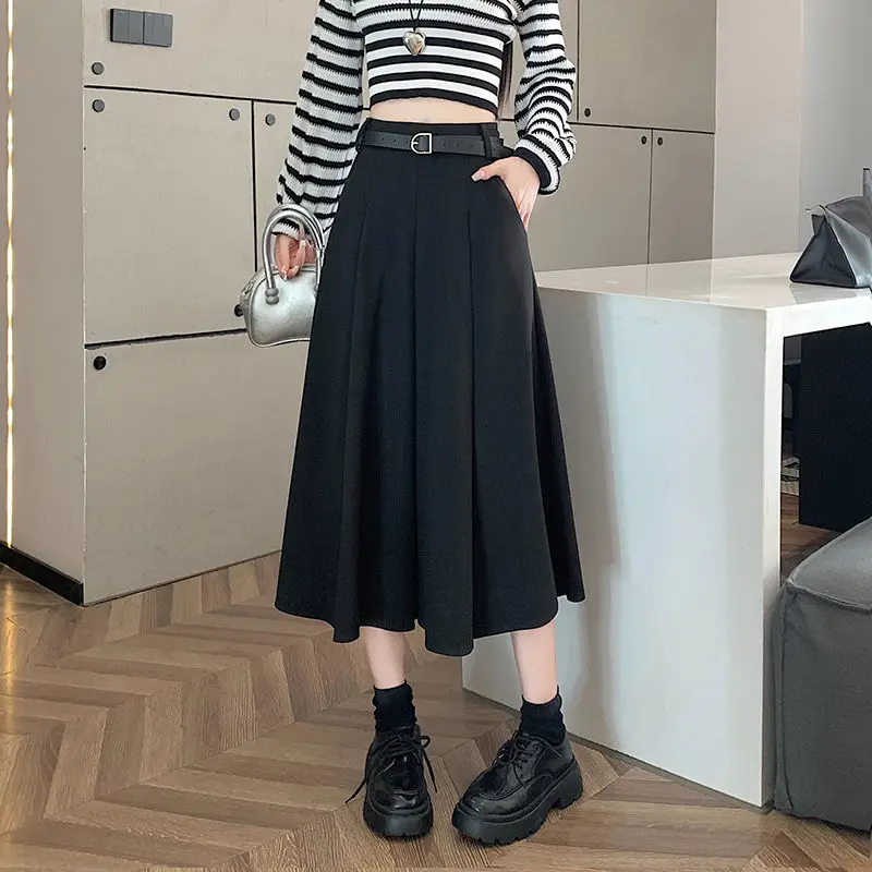 Thick Woolen Fabric Mid to Long Pocket Skirt with a Drooping Effect Umbrella Skirt with a Large Swing to Cover the Hips Skirt