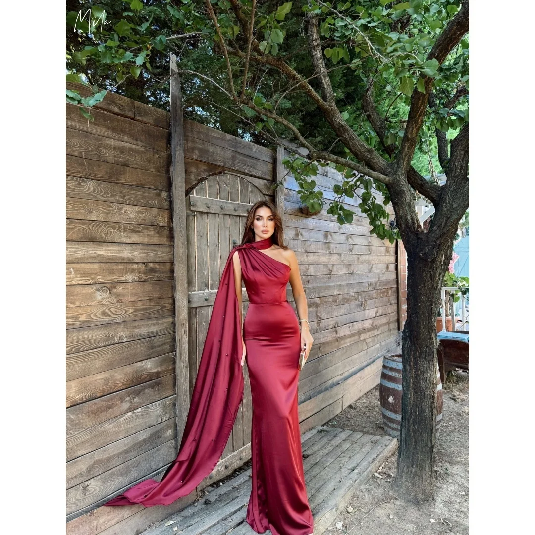 Mila Borgogna Monospalla Raso Mantello Treno Abiti da ballo personalizzati Gonna lunga aderente Serata formale Abiti eleganti da gala