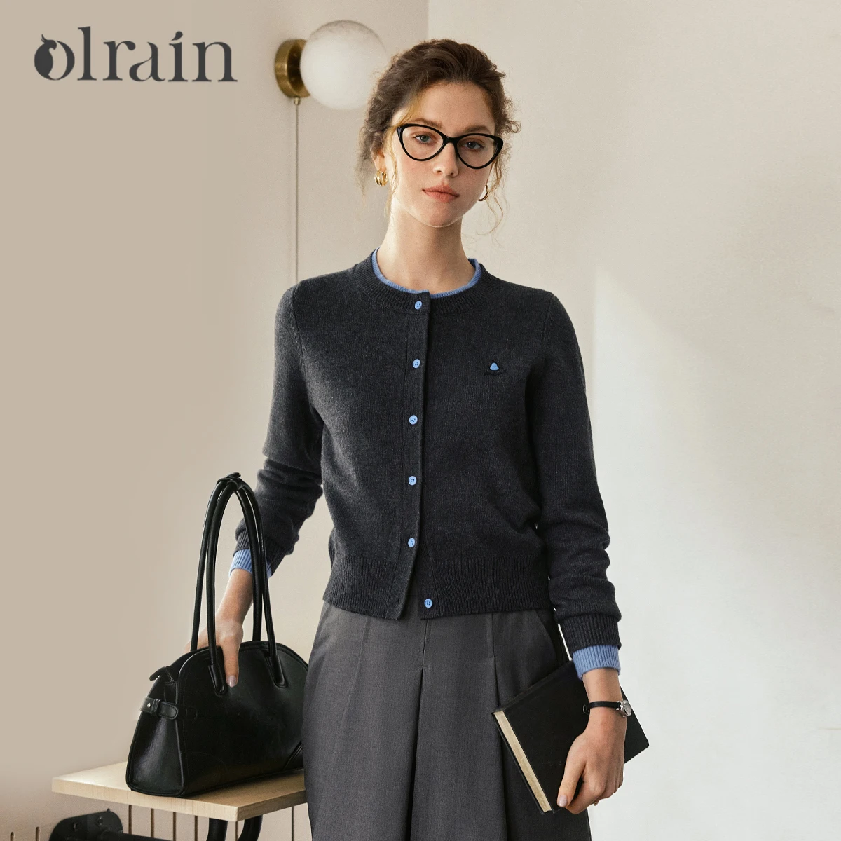 

OLrain Women's Contrasting Colors Splicing Fake Two-piece Sweater Cardigan Autumn 2026 New Commuting Versatile Top O57QZ000293