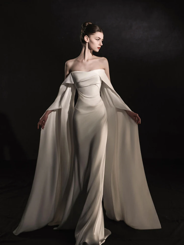 

Light Wedding Dr Simple Satin Retro Hepburn Sle oming ot High-End Feel One-oulder Engagement Ceremony Dr Skirt