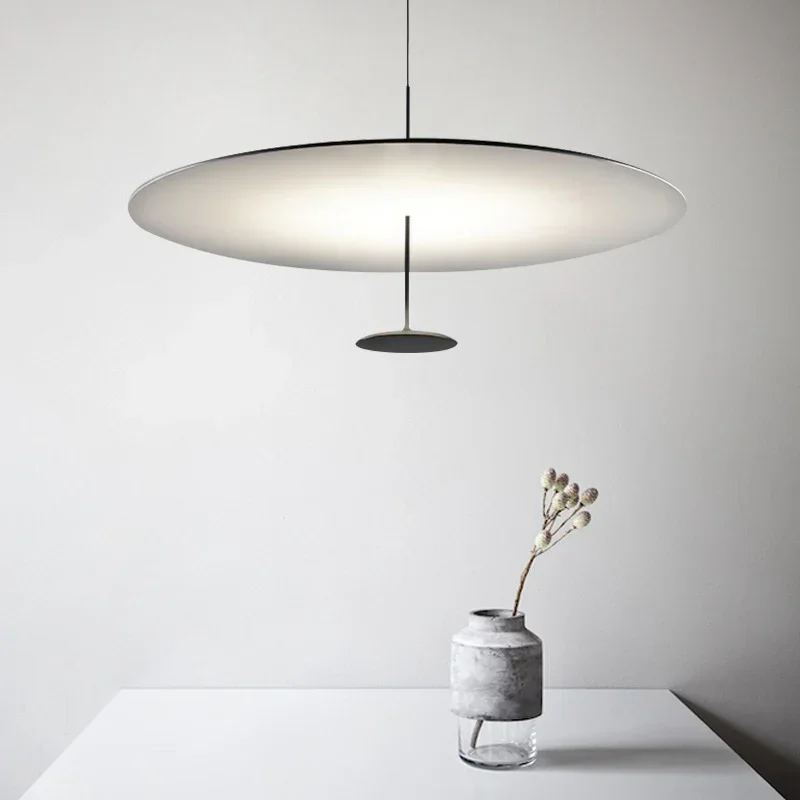 Lámpara colgante de restaurante OVNI negra dorada ultrafina minimalista moderna Lumina de diseño italiano