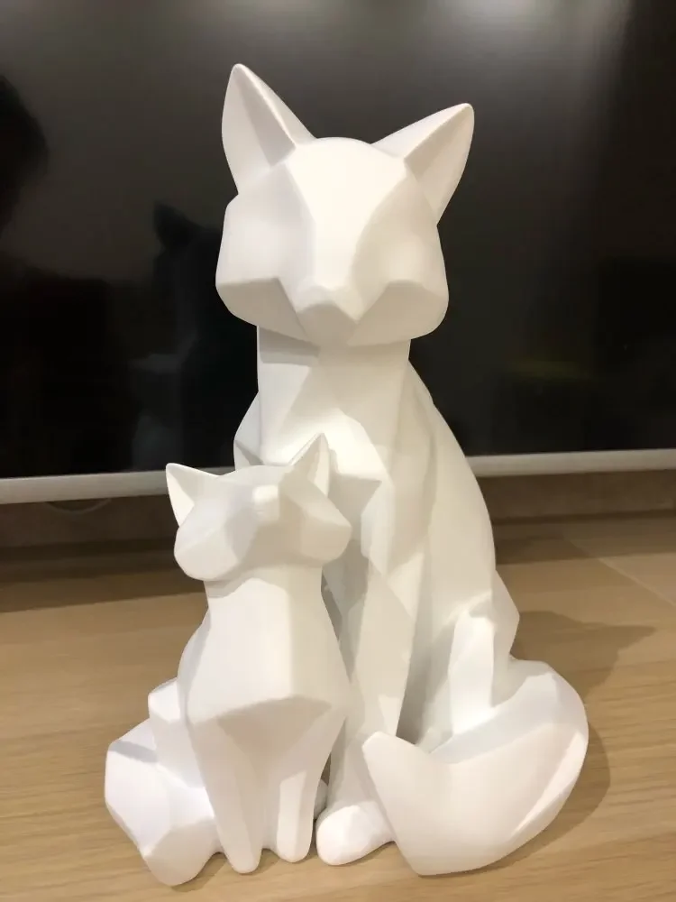 

[New] 2pcs/lot 26cm Simple white abstract geometric Mother and son fox sculpture ornaments model home decorations Animal statues