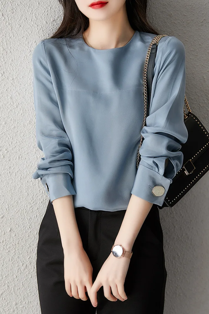 The new style of oversize shirt is stunning and elegant, and the single breasted 30 meter heavy crepe silk blouse women