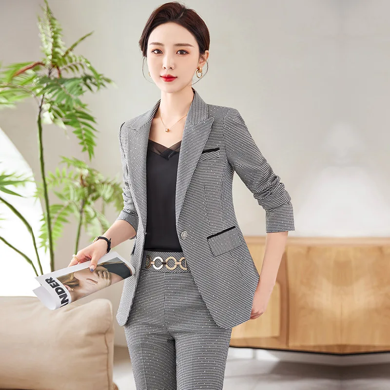 Plaid Suit Coat for Women Spring and Autumn New Business Temperament Fashion High Sense Leisure Suit Bell-Bottom Pants Suit