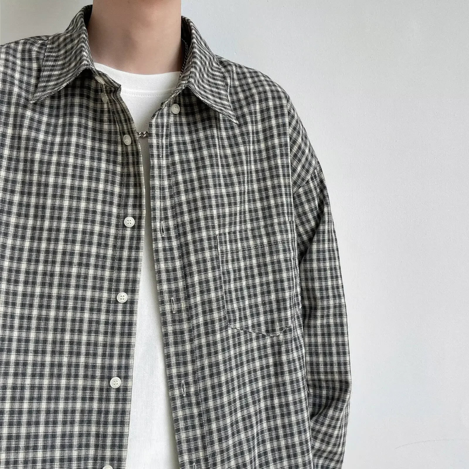

Japanese Retro Checkered Long Sleeved Shirt For Men Autumn Korean Fashion Casual Loose Fit Men's Shirt Coat Y2k Streetwear
