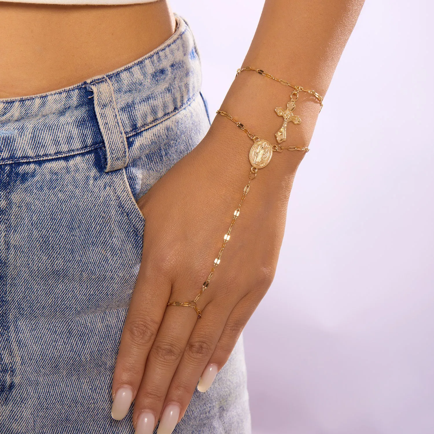 

Y2K American Baroque Byzantine Retro Gold Cross Layered Finger Bracelet For Women