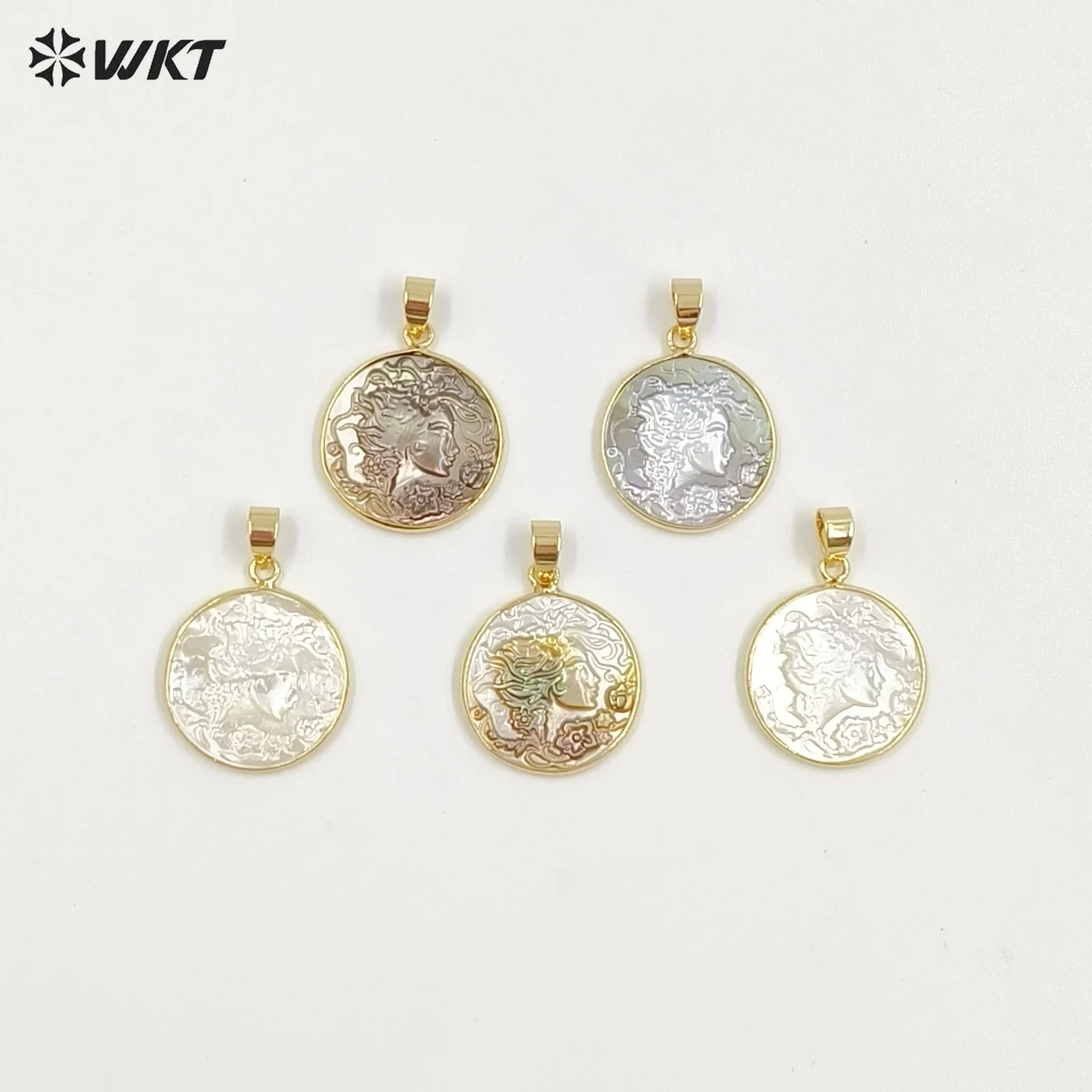 WT-JP418 Hot Selling Special Natural Shell Round Shape Pendant With Real Gold Plated For Women Daily ACC
