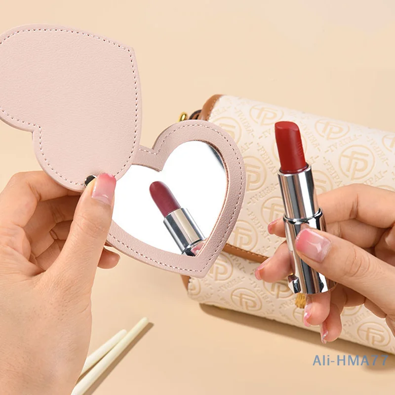 Mini espejo de maquillaje con forma de corazón, espejo cosmético portátil de PU, espejo compacto de bolsillo plegable, accesorios de viaje