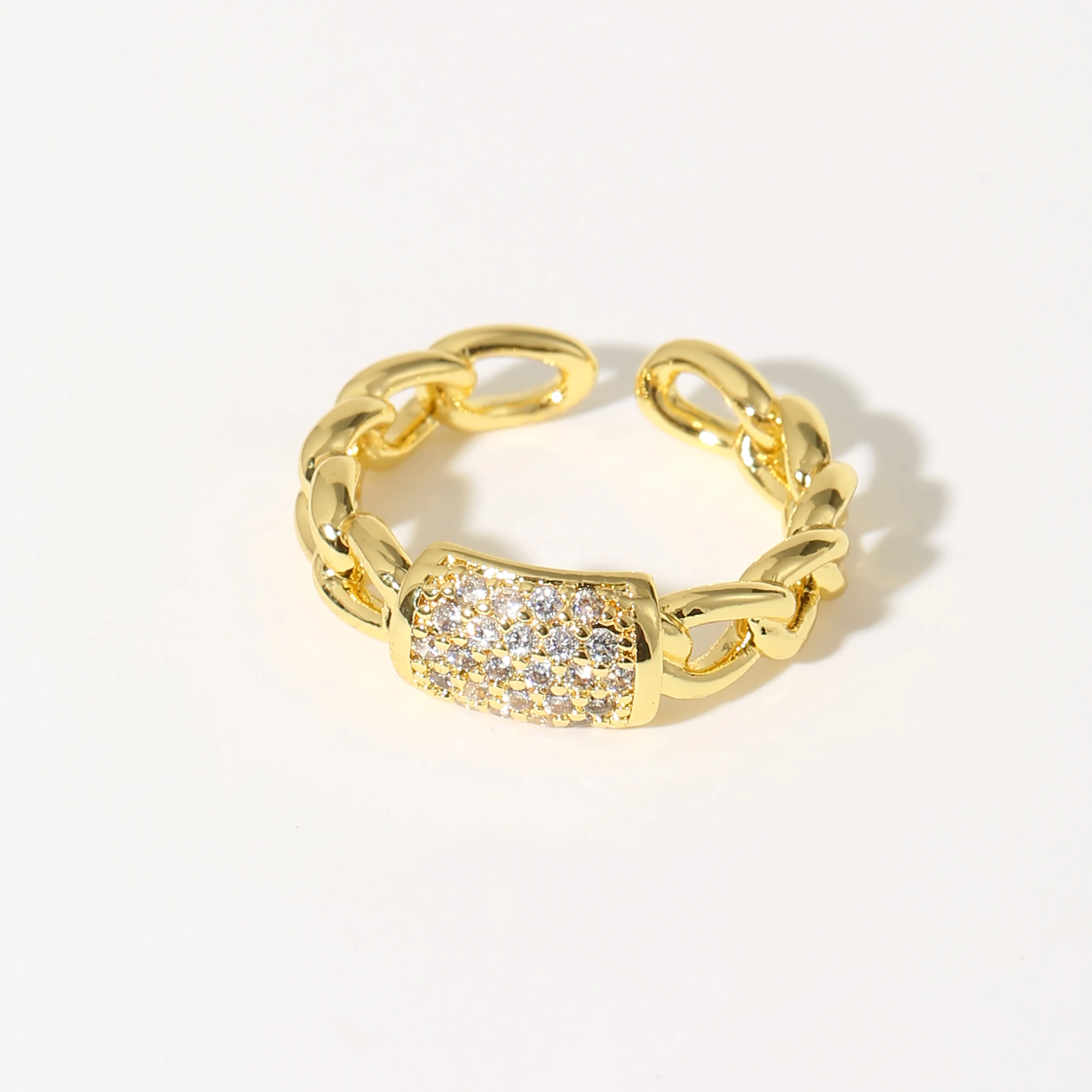 Vergoldeter Kubanischer Gliederketten-Ring mit Synthetischem Zirkon-Herz für Damen, Trendiger Statement-Schmuck, Geschenk