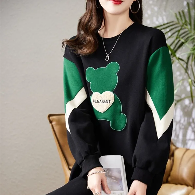 Women\'s Clothing Autumn and Winter Round Neck Patchwork Teddy Bear Embroidered Long Loose Color Contrast Long Sleeved Dress