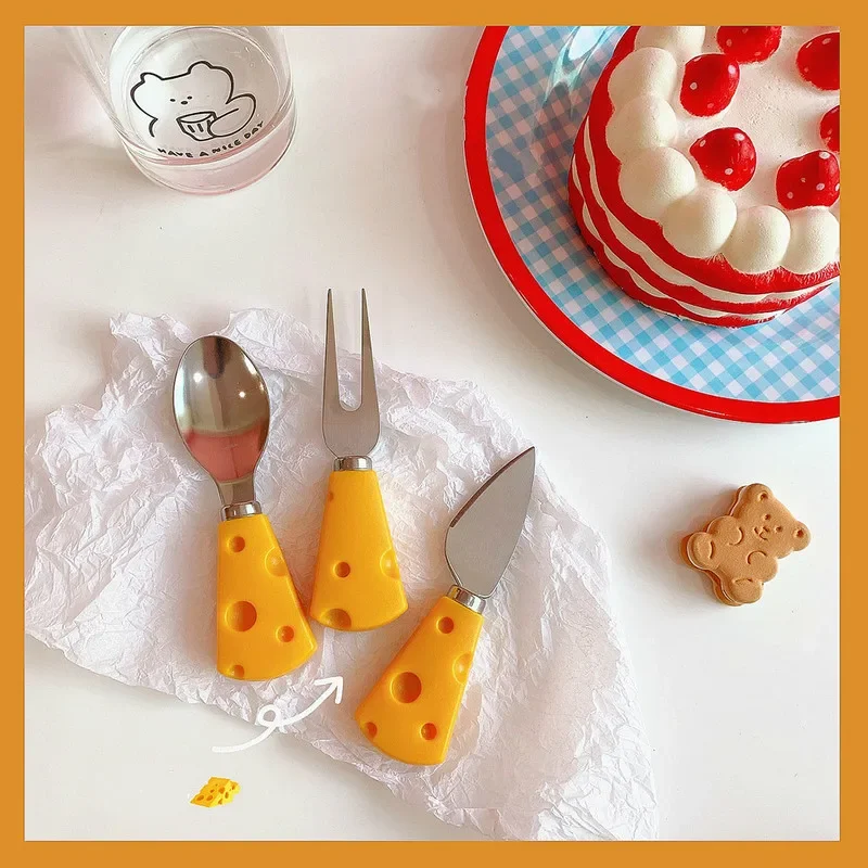 

Super Cute Cheese Knife and Fork Cute Breakfast with Butter Cake Bread Dessert Fork
