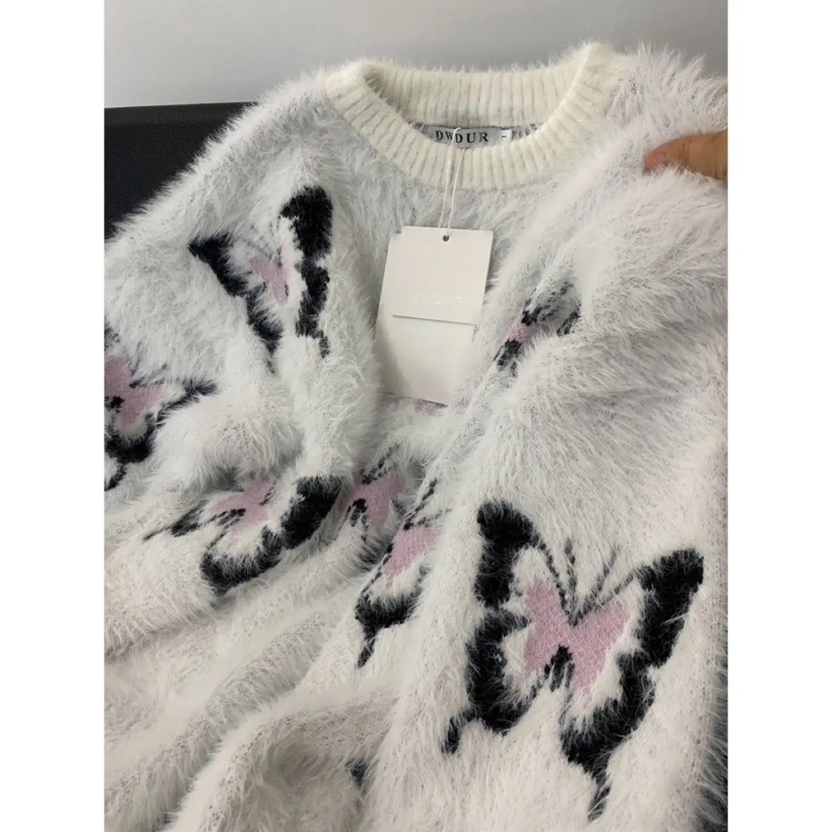 Lazy style butterfly sweater autumn and winter new design sense niche round neck soft glutinous thickened knit sweater toptrendy