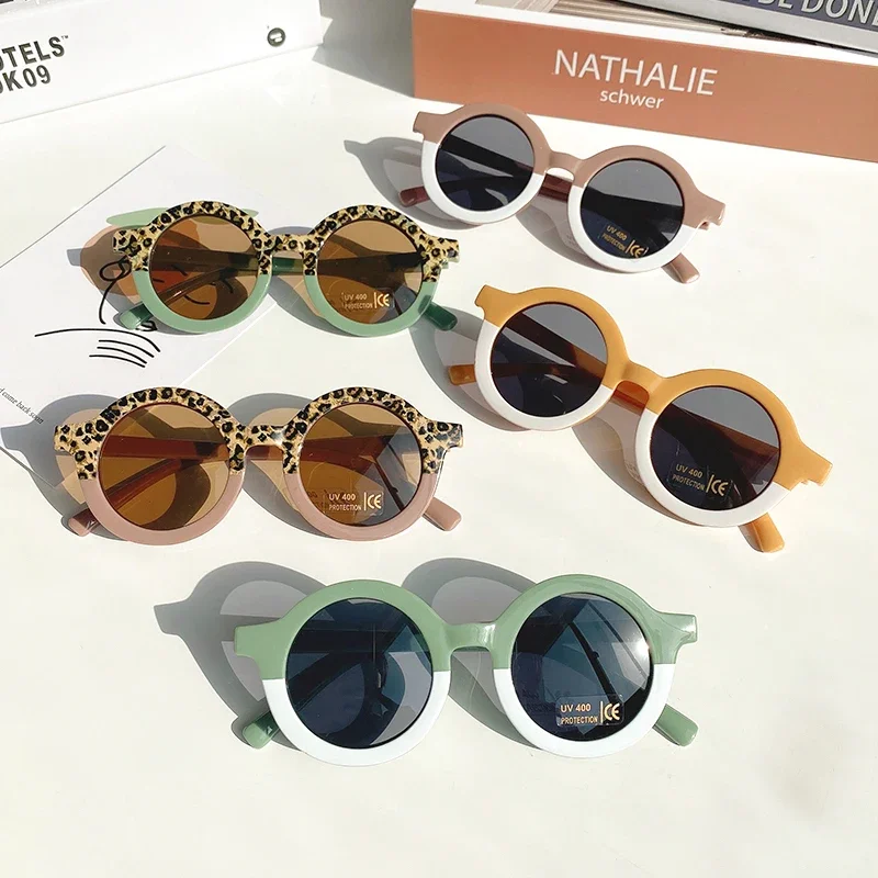 Kinder-Sonnenbrille für Jungen und Mädchen, niedlich, Leopardenmuster, zweifarbig, Cartoon-Bär-Form, rund, Vintage-Sonnenbrille, UV400-Schutz, klassisch