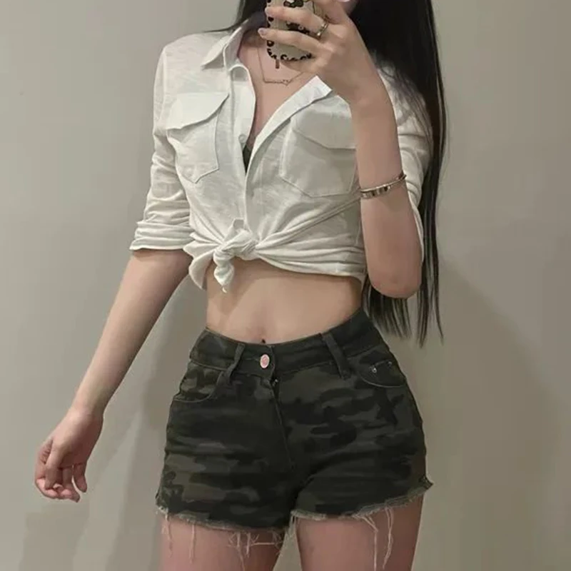 2025 Summer Girls Skinny Sexy Hot Denim Shorts Donna Retro Designer Mini Pantaloni Lady Chic Jeans corti mimetici a vita alta