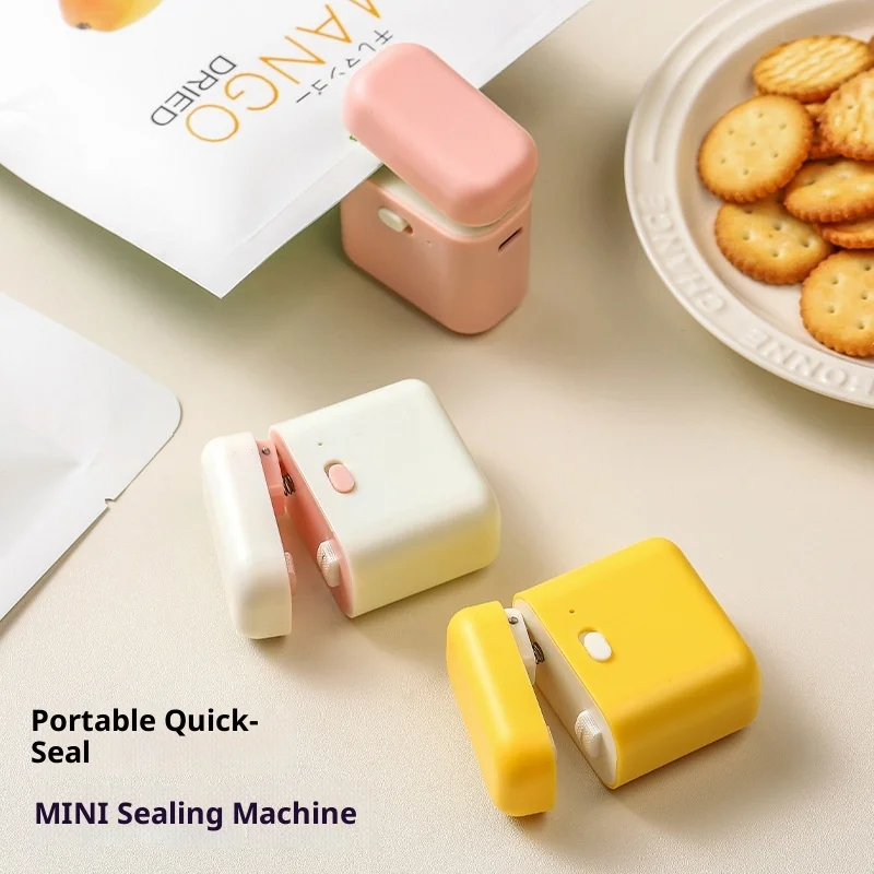 

Cute Mini Sealing Machine Small Home Fridge Magnetic Snack Plastic Bag Food Preservation Sealer Tool