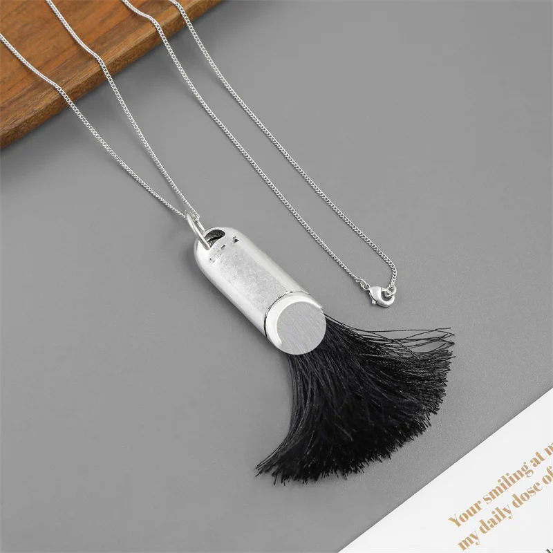 Classic Fashion Unique Nylon Thread Tassel Necklace for Women Niche Vintage Exquisite Long Brush Pendant Sweater Chain