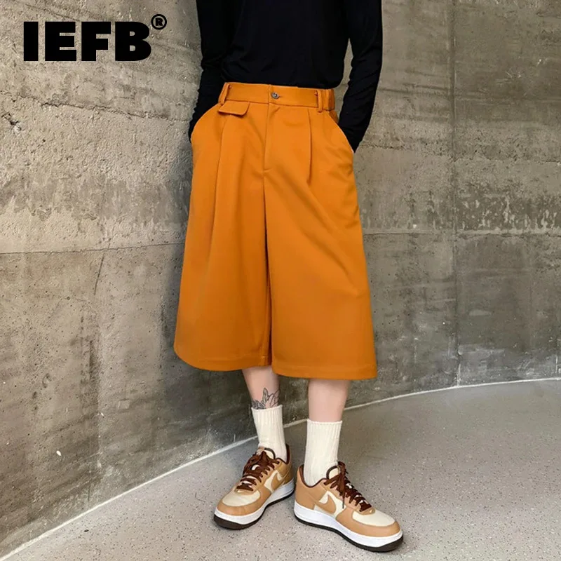 IEFB Winter New Fashion Men\'s Woolen Shorts Casual Wide Leg Straight Leg Short Pants Niche Design Male Clothing 2023 9C3613