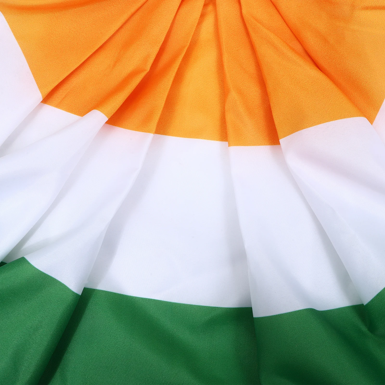 

2Pcs Durable Ireland Fan Flag Double Stitched Semicircle Flag for St Patricks Day Outdoor Indoor Party Hanging Decorations