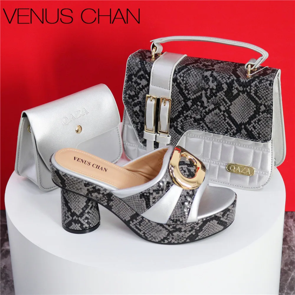 Italian 2024 Design Silver Color Serpentine Platform Platform High Heels for Women 3-Piece Set of Fashion Ladies Shoes and Bags