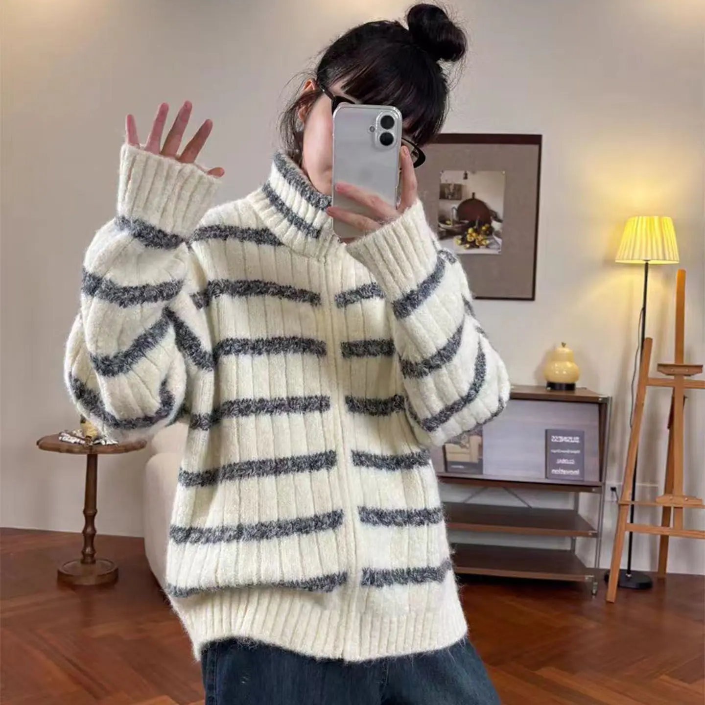 

2025 Fashion Shoulder Strap Style Princess Sleeve Regular Fit Loose Women's Knitted Cardigan Ice Silk Striped Design Spring