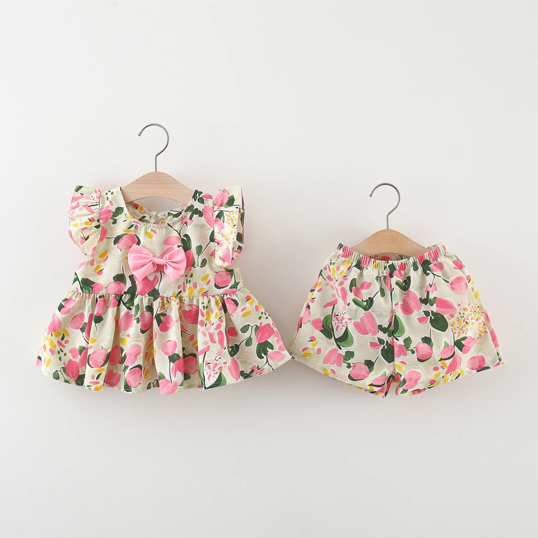 (0-3 Years Old) Summer Baby Girl Peach Print Bow Fly Sleeve Top And Shorts Set Girl Cute Cotton Two-Piece Set