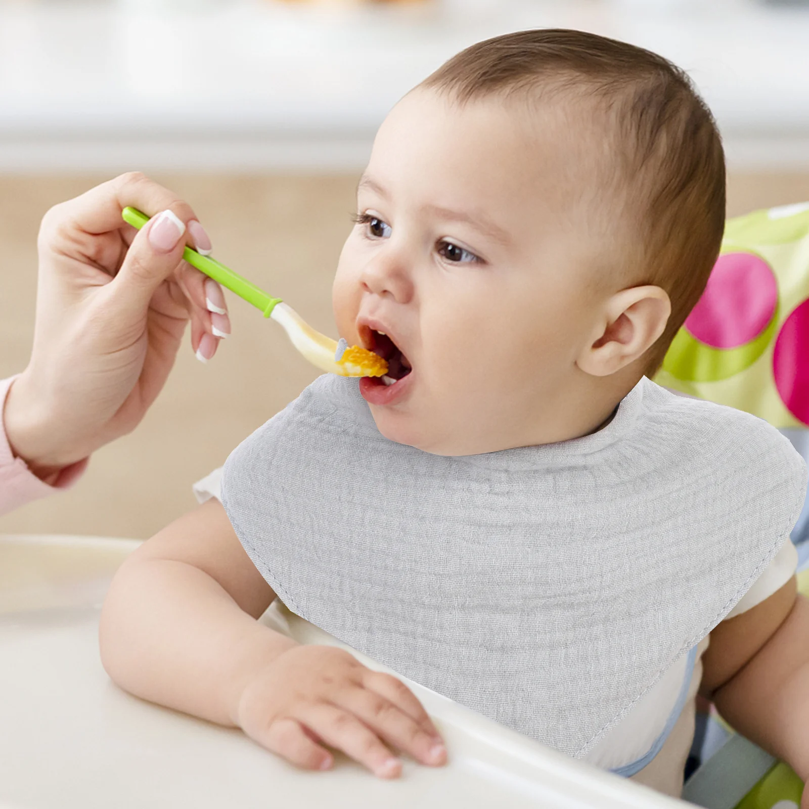 

5 шт. детские нагрудники из мягкого материала, простая установка, дизайн пуговиц, защита одежды для еды, впитывающие нагрудники-банданы