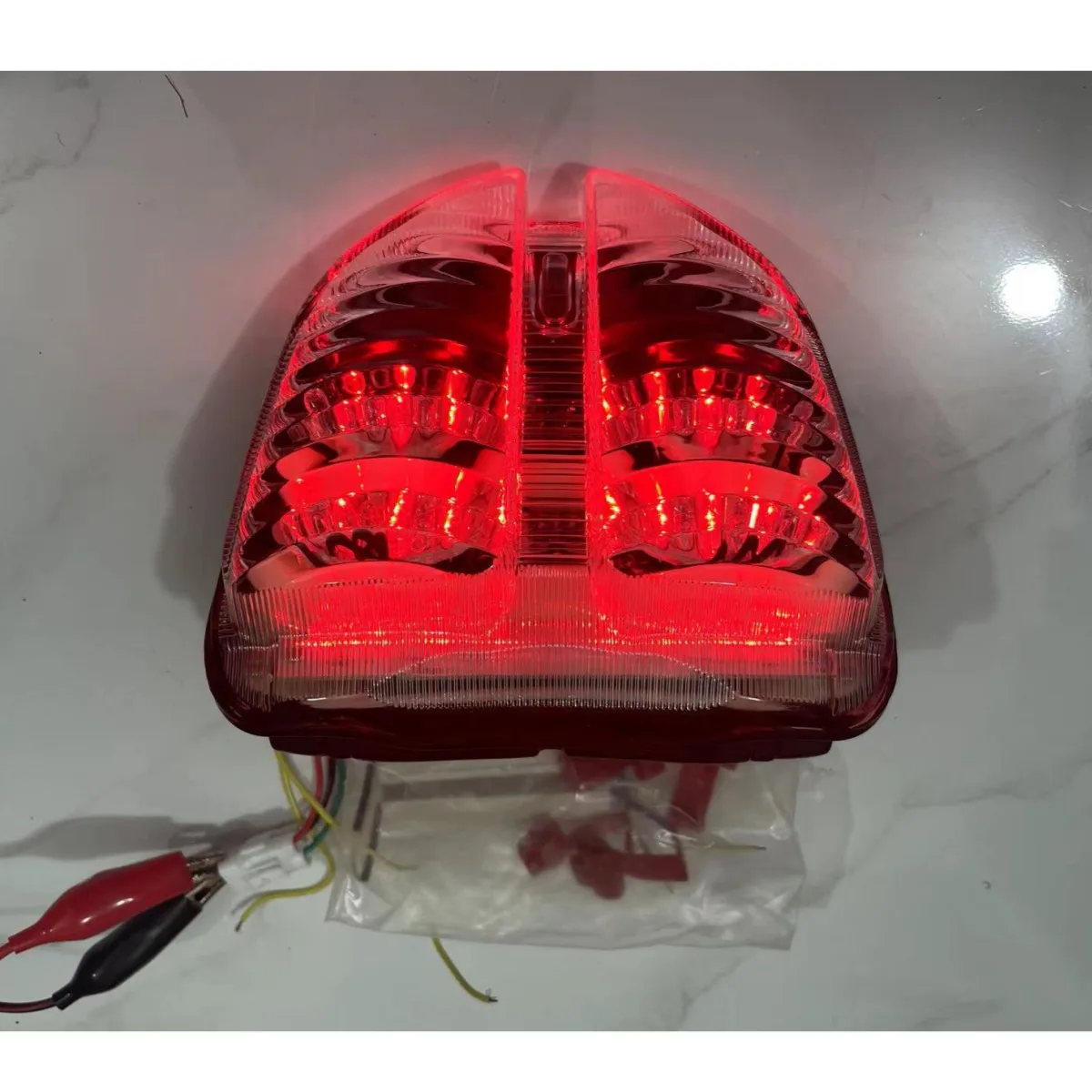 

LED Tail Light Integrated Turn Signal For Suzuki GSXR600 GSXR750 K6 2006 2007 Motorcycle Accessories Rear Brake Light