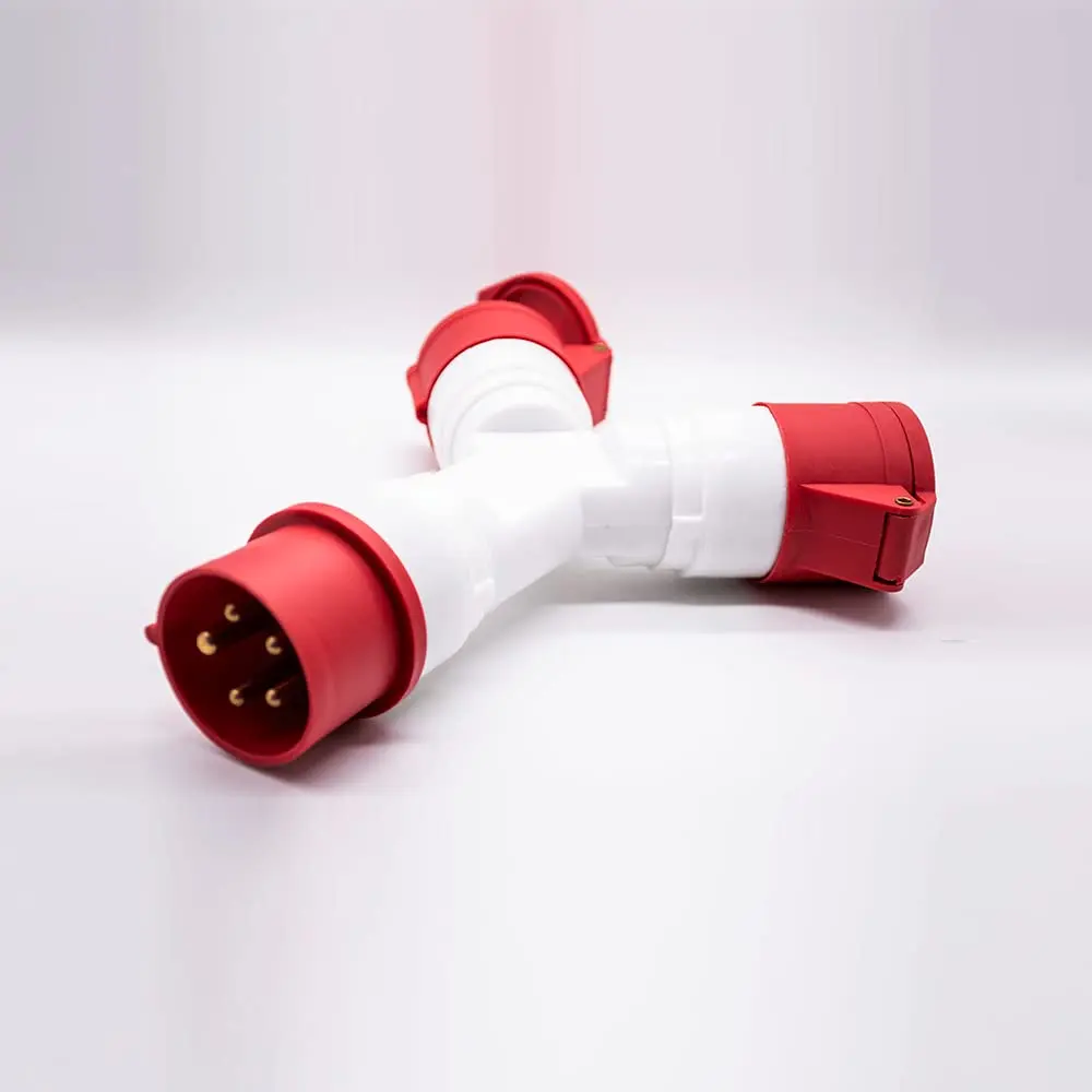 Y Type IEC60309 Industrial CEE Connector Socket 5P 32A 380V-415V 3P+E+N 6h IP44